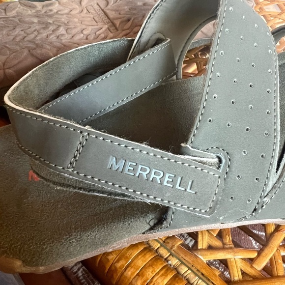 Merrell Green/Gray Strappy Sandals - Picture 2 of 5